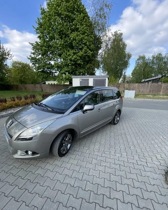 Peugeot 5008 cena 26500 przebieg: 286500, rok produkcji 2010 z Puławy małe 326